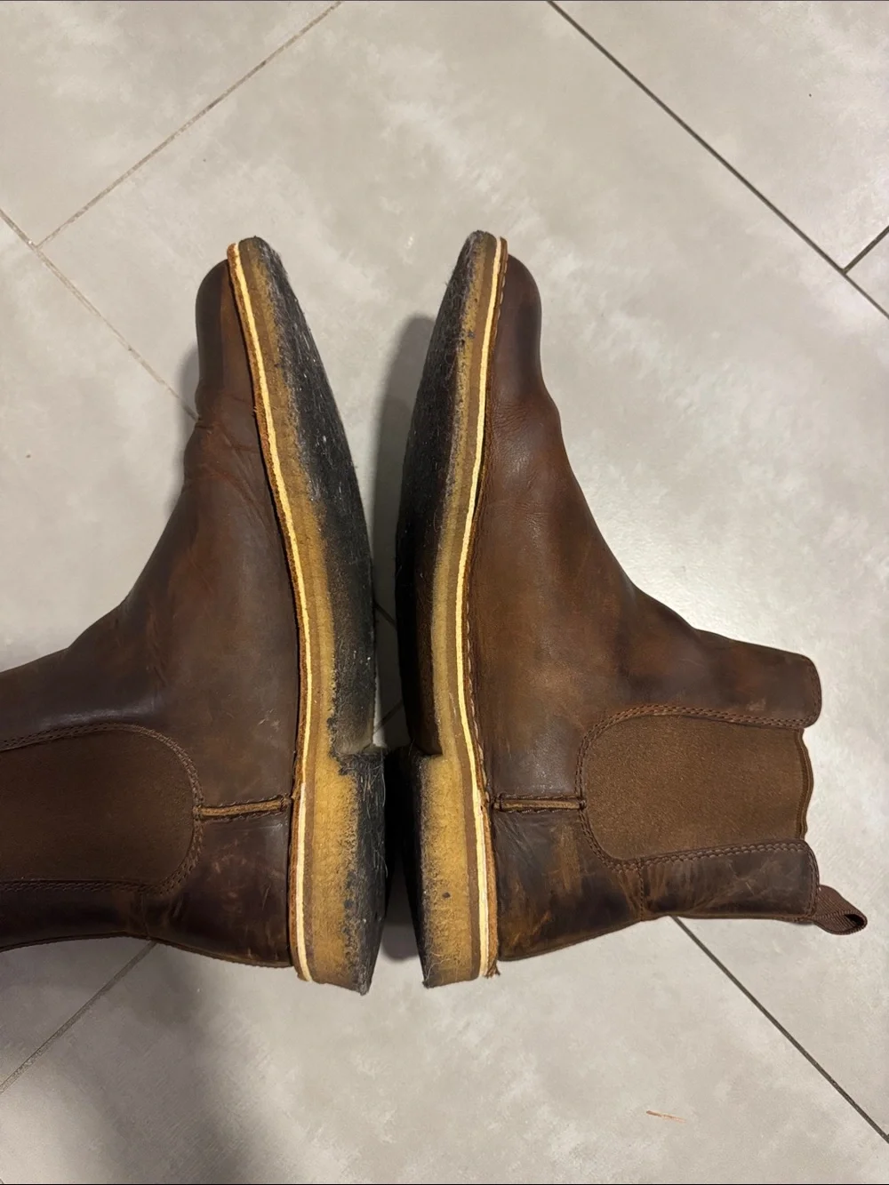 Clarks Men's Brown Leather Chukka Boots
